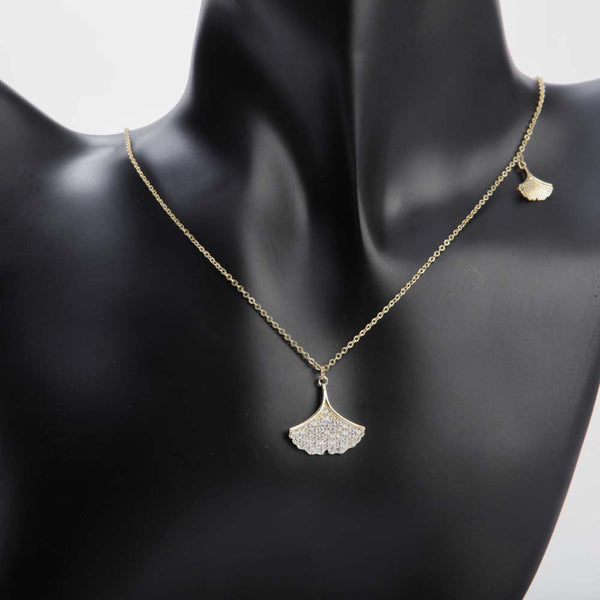 Elegant Pendant Necklace