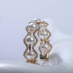 Golden pearl ring for women's accessories by Bentati Fashion Dubai