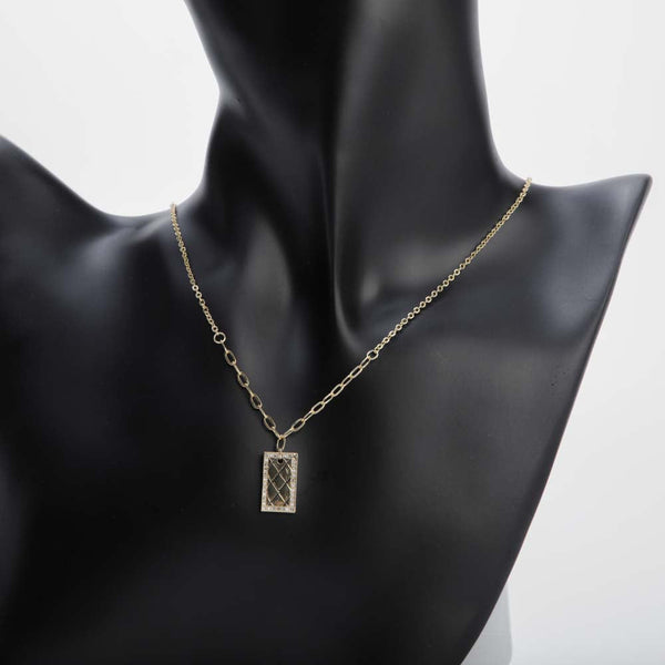 Rectangular Pendant Necklace With Crystal