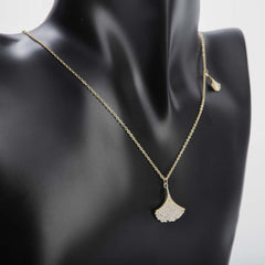 Pendant necklace with zircon stone and golden or silver colour for women's accessories by Bentati Fashion Dubai