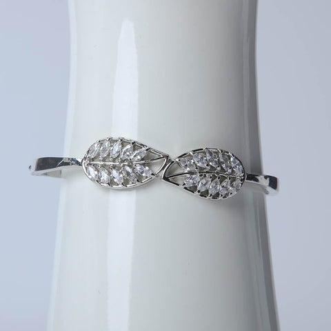Bracelet with crystal leaves for women's accessories by Bentati Fashion Dubai