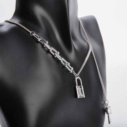 Silver padlock chain necklace for women's accessories by Bentati Fashion Dubai